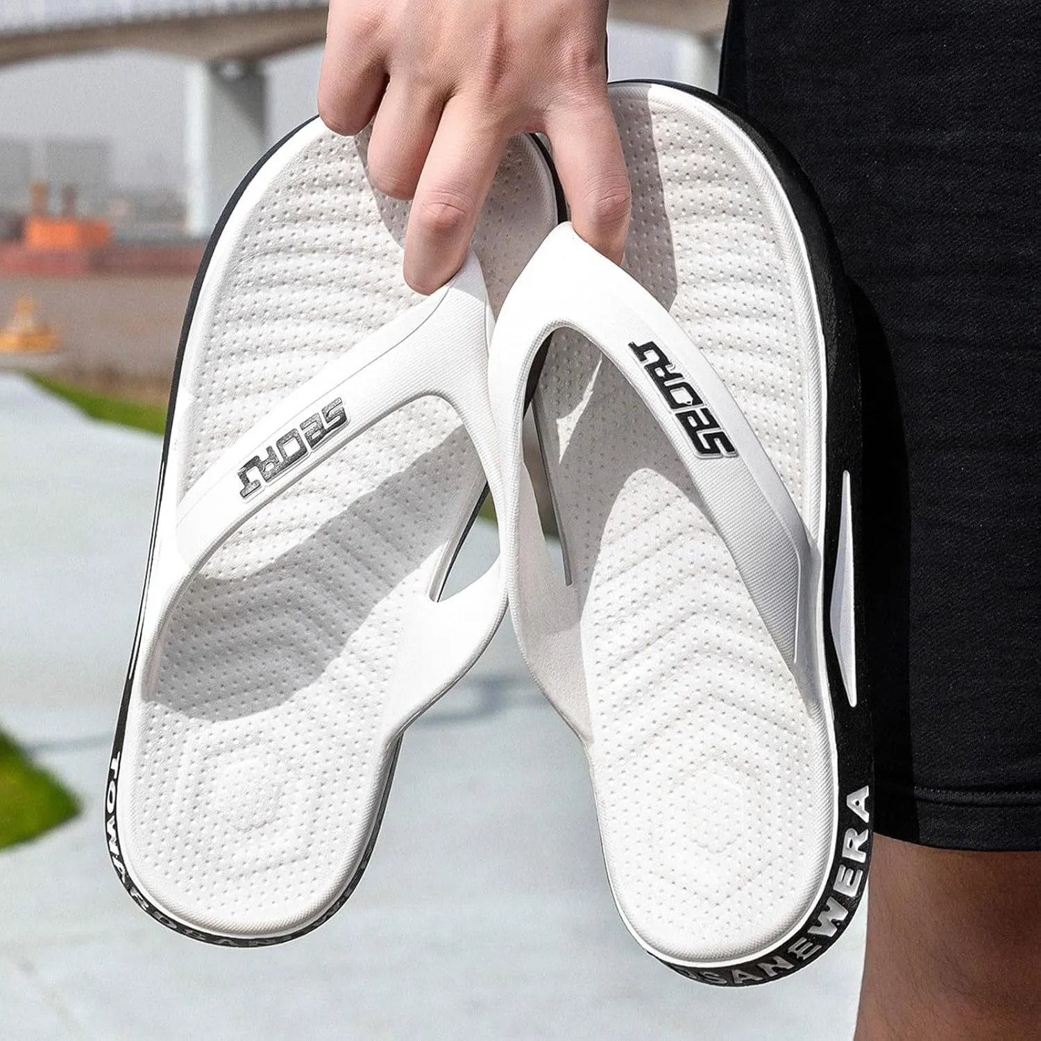 Athletic Mens Sandals Indoor Non Slip Smell Proof Durable Men Flip Flops High Soft Soled Home Men Slipper