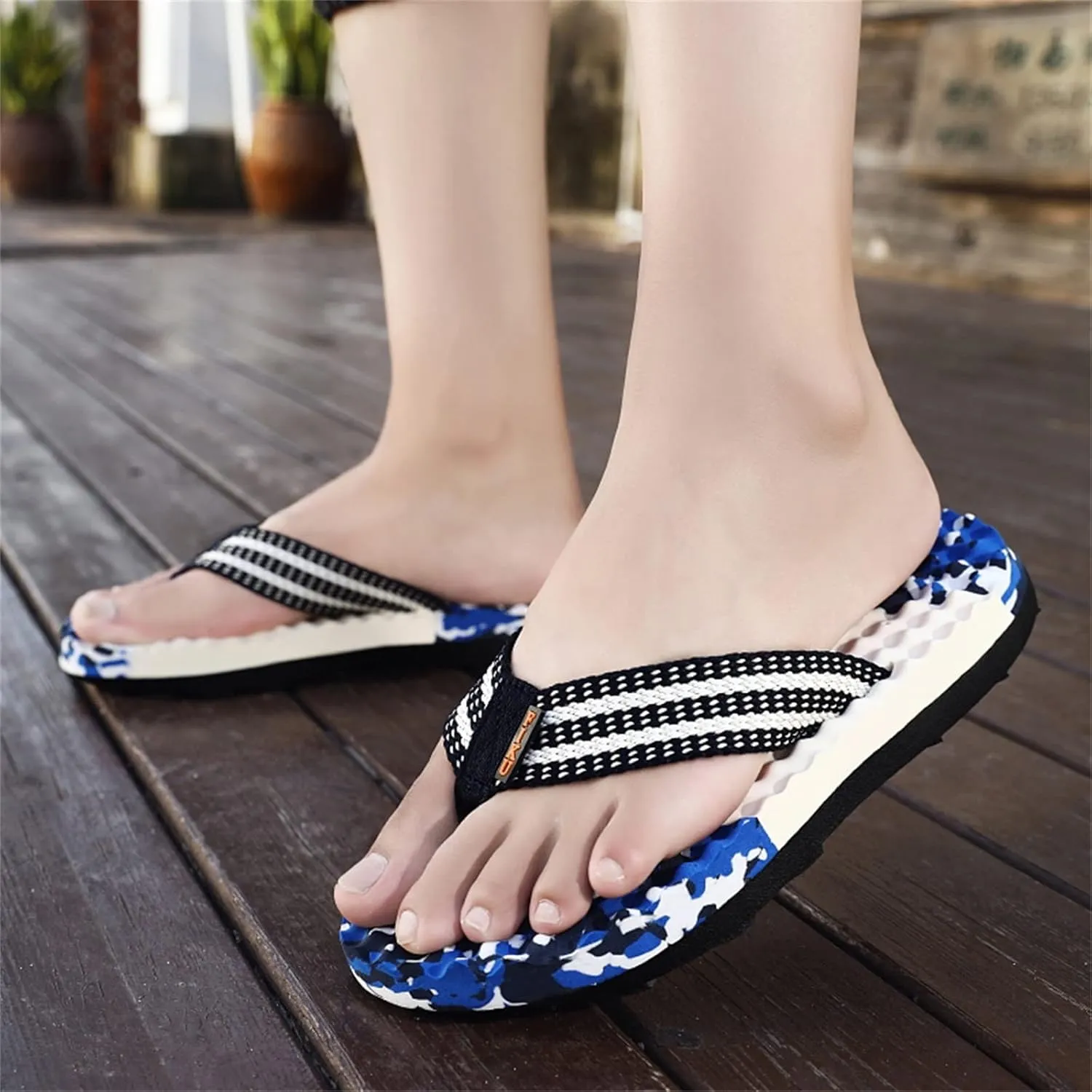 Comfortable Summer Beach Thong Sandals Fashion Summer Men Flip Flops Flat Bottom Non Slip Light Slip On Comfortable