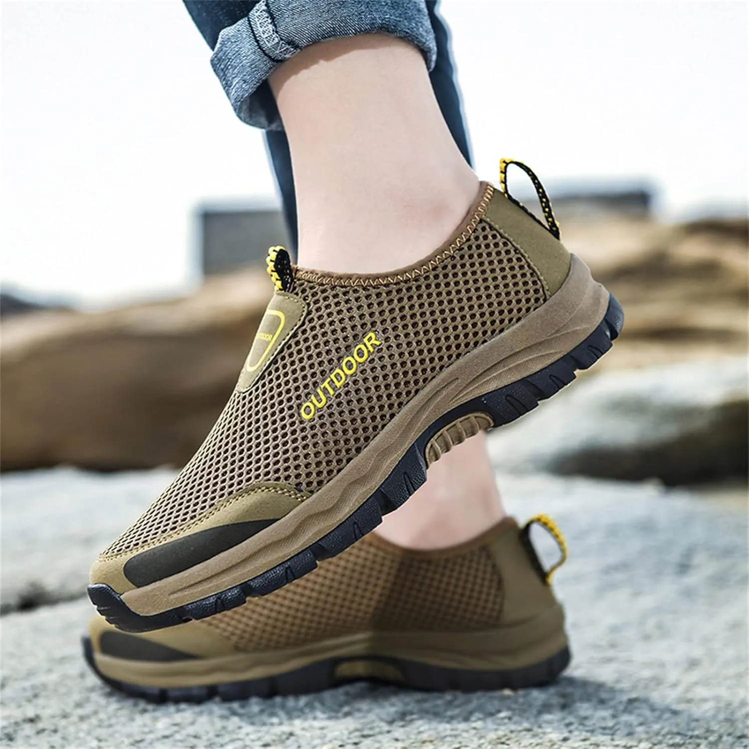 Fashion Sneaker Lace-Up Fashion Spring and Summer Men Sports Shoes Hiking Shoes Hollow Mesh Breathable Slip On