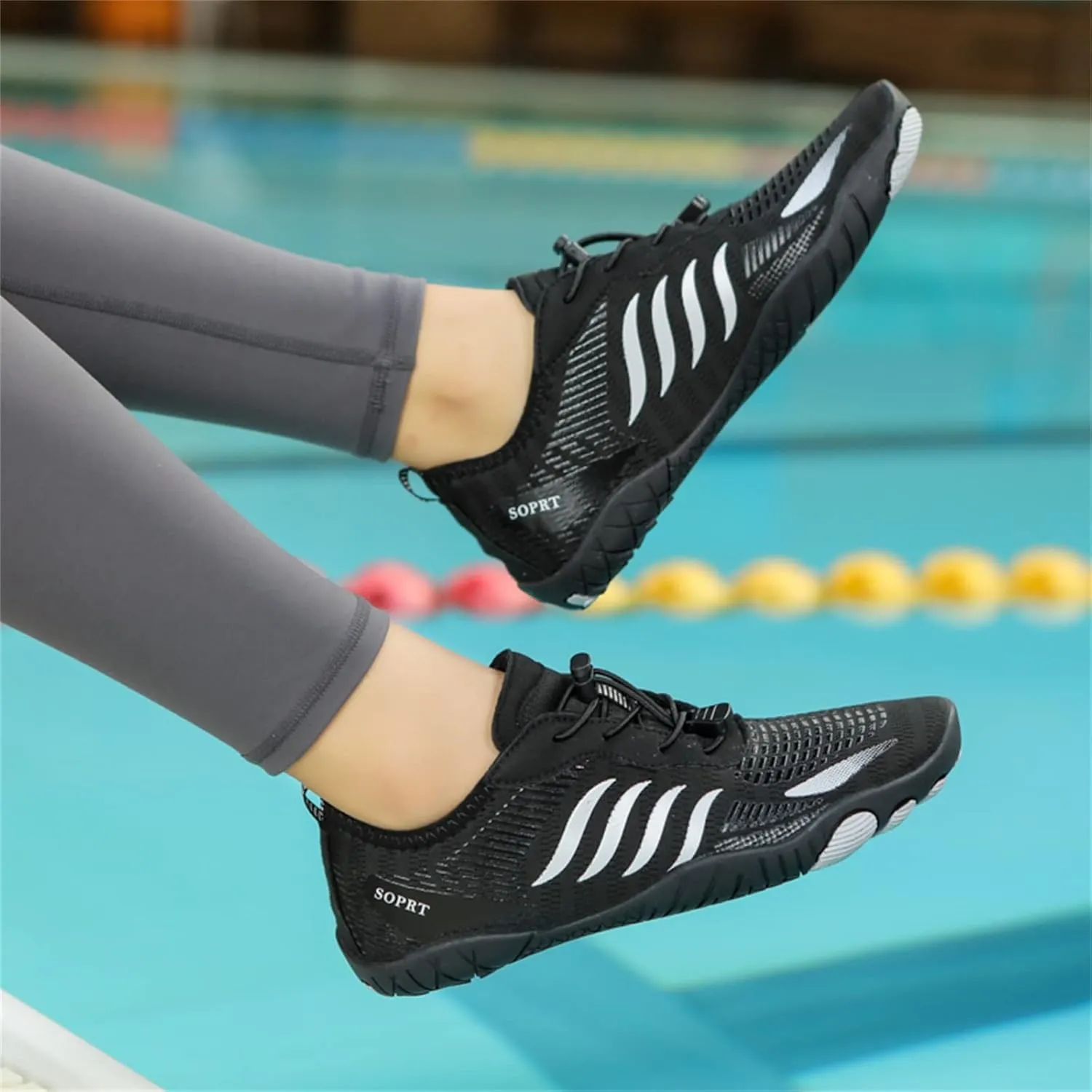 Fashion Summer Water Shoes Men Quick Drying Swimming and Diving Shoes Hiking and Tracing Chukka Sneaker Sandals