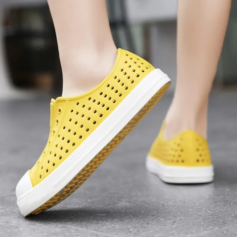 FLIOZY Garden Clogs Girls Boys Lightweight Breathable Water Shoes Kids Outdoor Summer Quick Dry Slip On Beach Sandals Indoor Casual Slippers