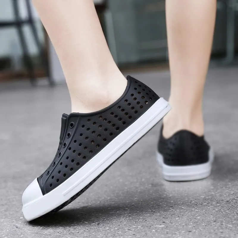 FLIOZY Garden Clogs Girls Boys Lightweight Breathable Water Shoes Kids Outdoor Summer Quick Dry Slip On Beach Sandals Indoor Casual Slippers