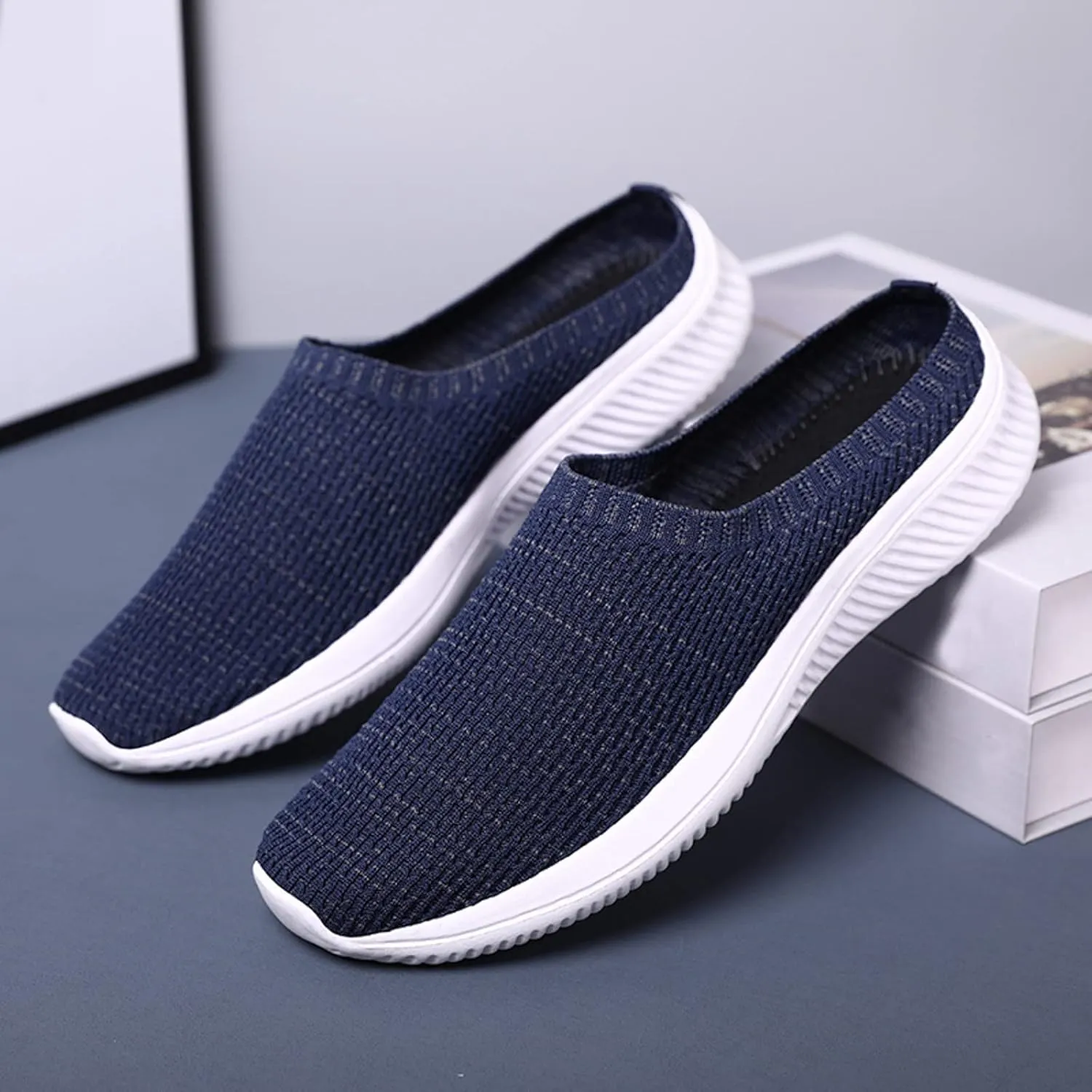 Men's Casual Shoe Men Sports Shoes Summer New Pattern Fashion Simple Solid Mesh Breathable Comfortable and Lightweight