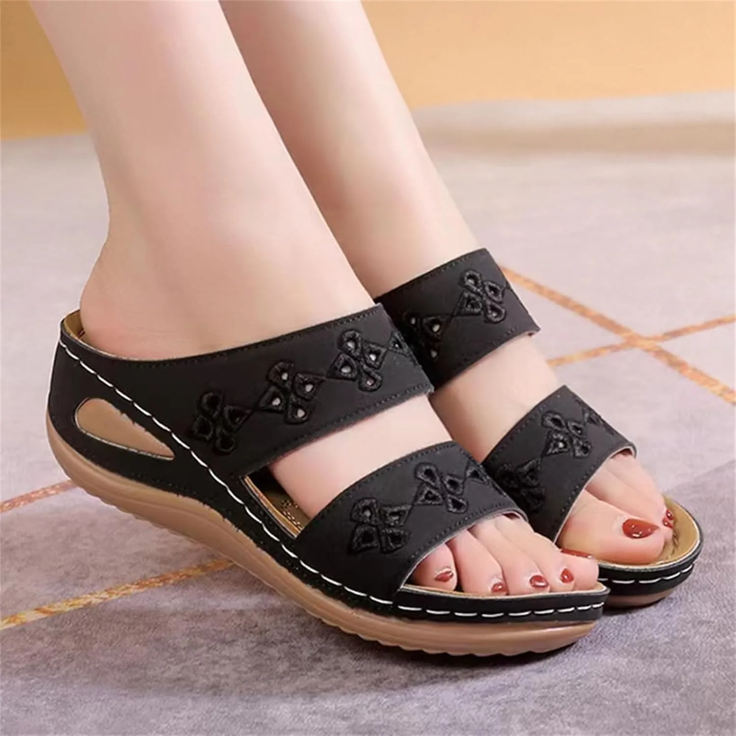 Mules for Women Retro Flower Hollow Platform Slippers Slip On Arch Support Sandals Fish Mouth Open Toe Sandals Summer Comfortable Orthopedic Shoes