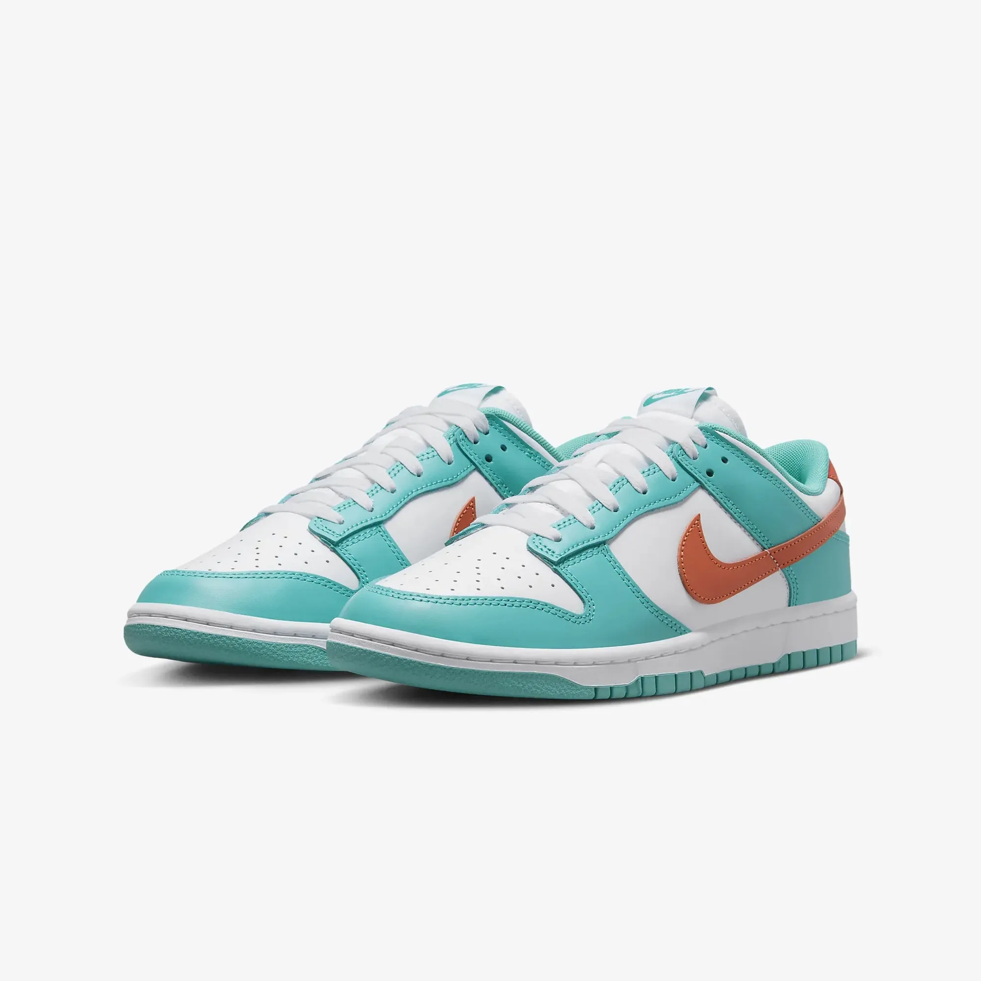 Nike | DUNK LOW RETRO  { WHITE/COSMIC CLAY-DUSTY CACTUS
