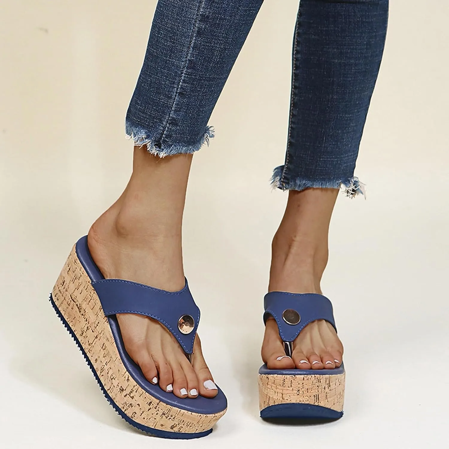 Sandals for Women Flip Flops with Arch Support for Women Women's Beach Flip Flop Super Lightweight and Soft