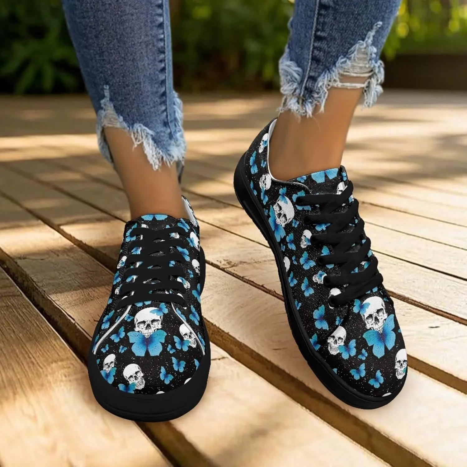 Women Classic Fashion Sneakers Lace Up Low Top Canvas Casual Sneakers Lightweight Breathable Comfort Wide Toe Shoes