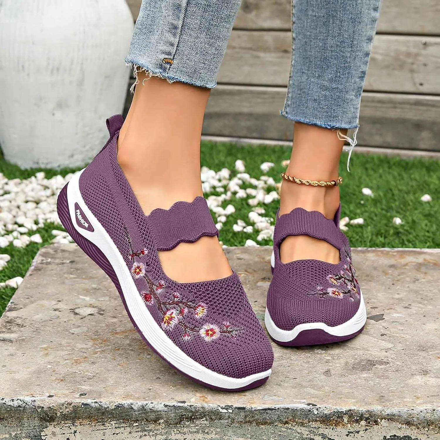 Women's Knitted Mesh Flat Loafers Slip-On Breathable Comfortable Low Top Sport Shoes Fashion Casual Basketball Shoes