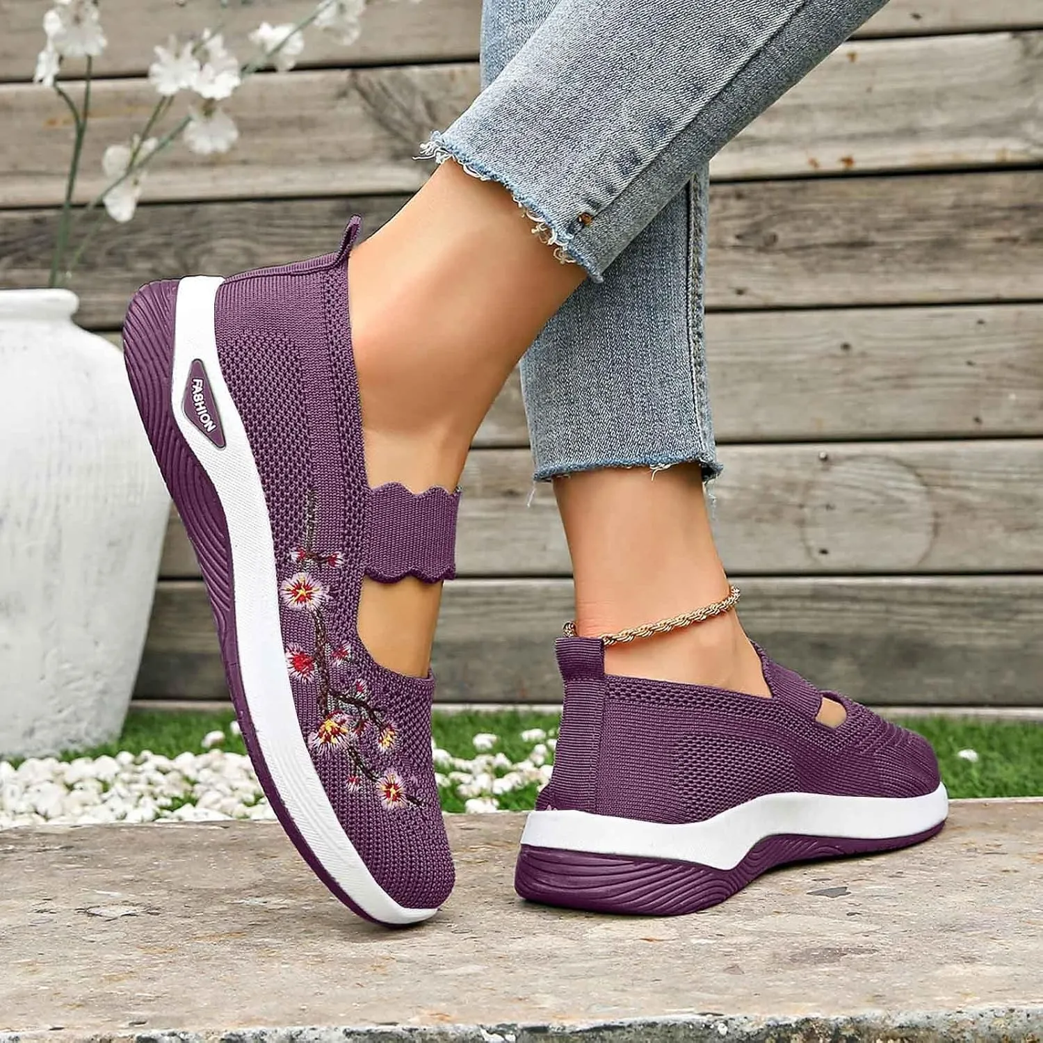 Women's Knitted Mesh Flat Loafers Slip-On Breathable Comfortable Low Top Sport Shoes Fashion Casual Basketball Shoes